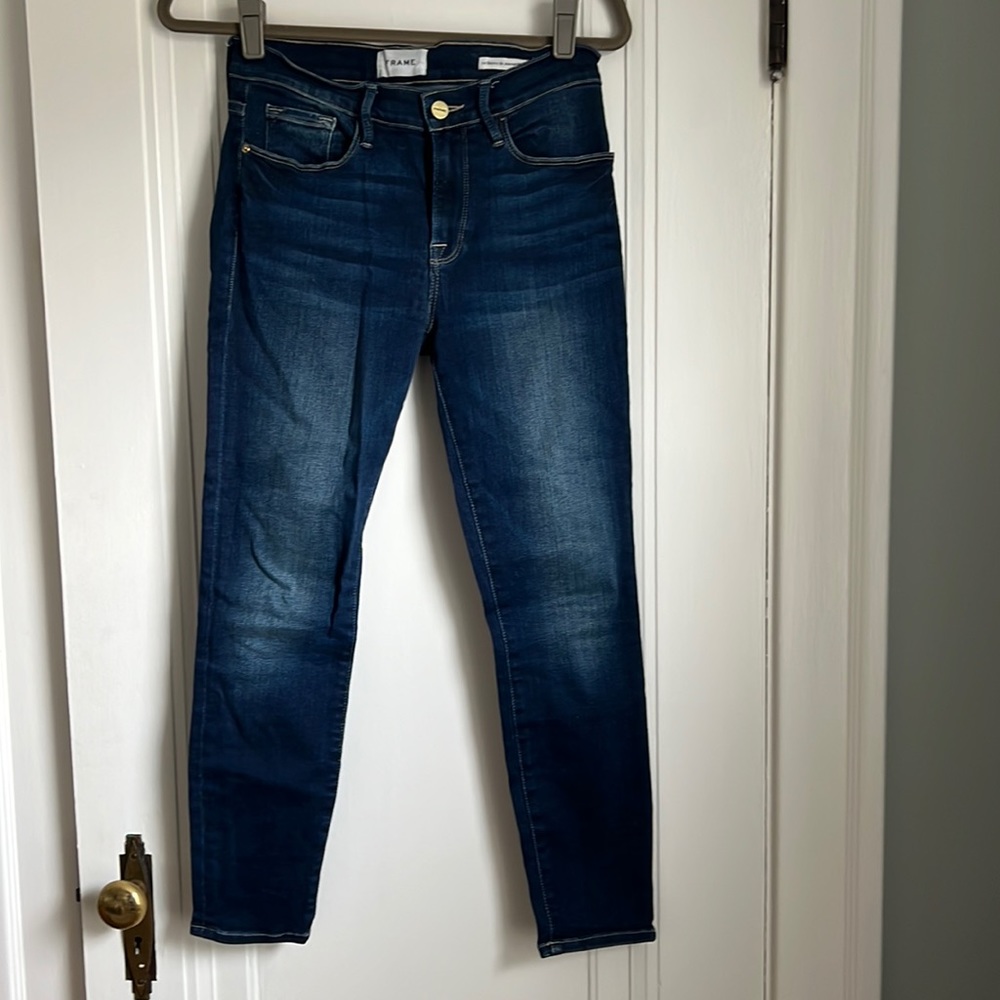 Frame skinny crop, size 28